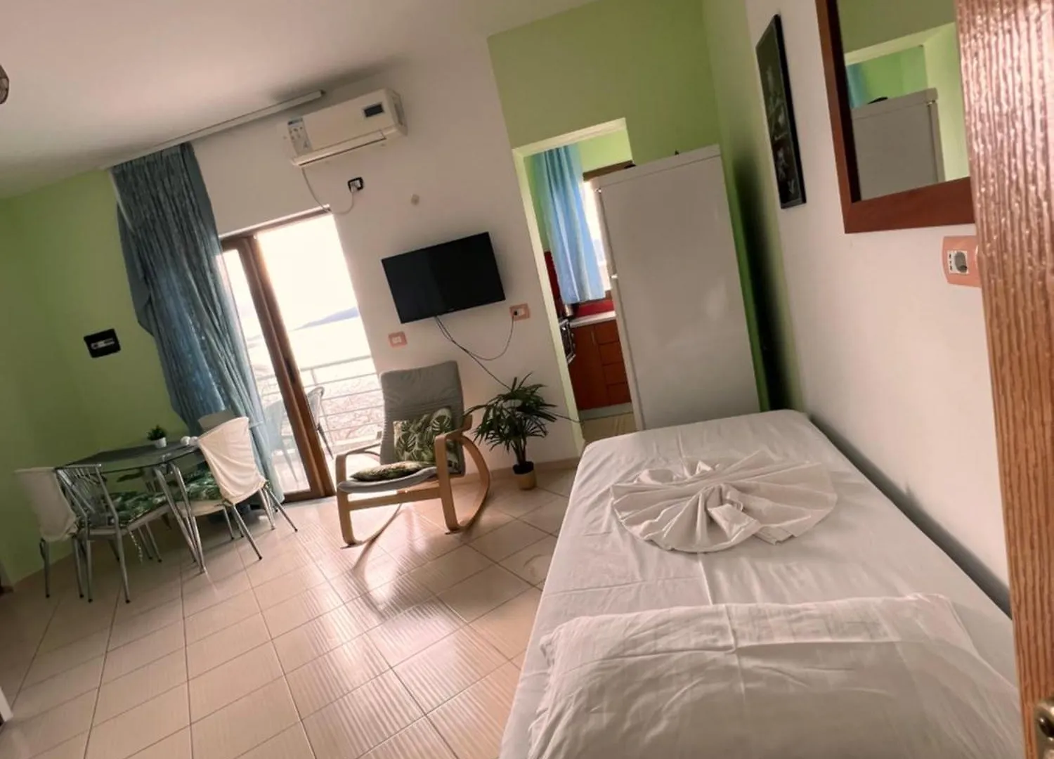 Majki Beach Apartments Sarandë 0*,