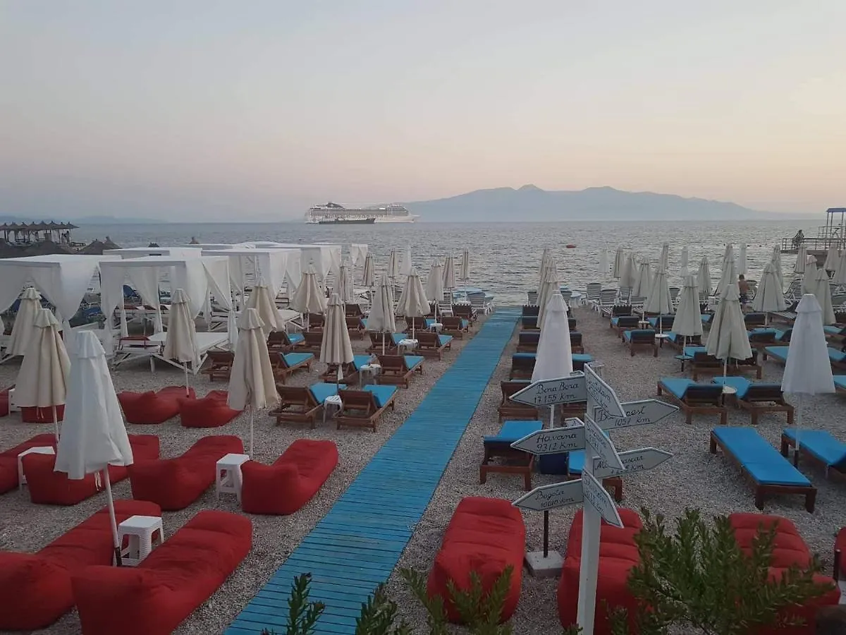 Majki Beach Apartments Sarande