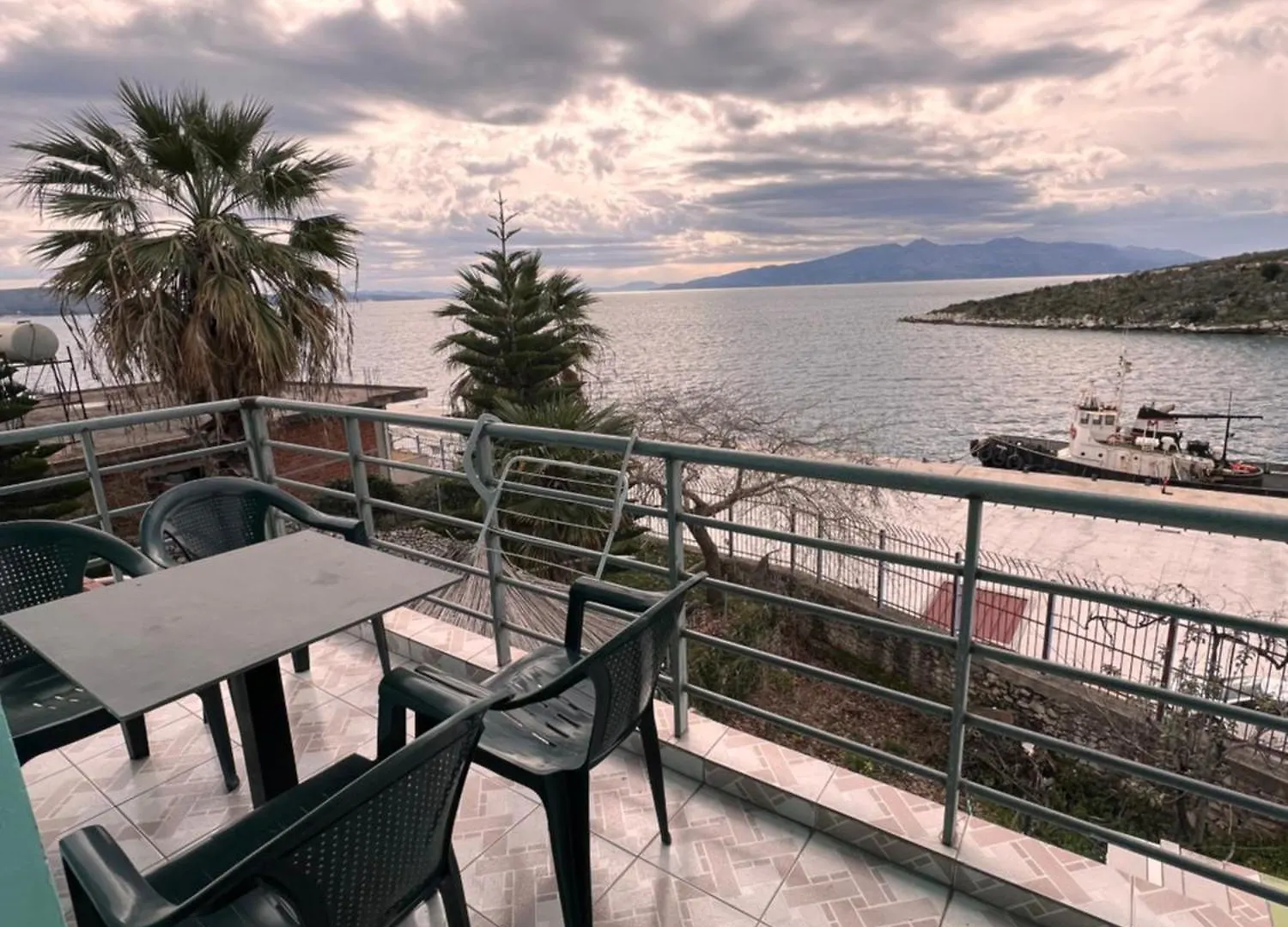Majki Beach Apartments Sarande